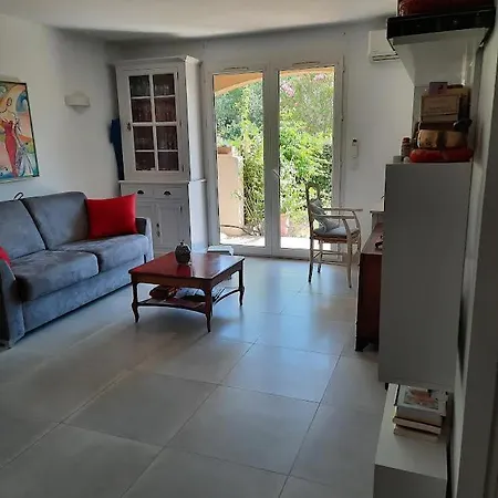 Rez De Jardin Zen, 50 M2, Aux Portes De L Esterel Et Proche Mer, Parking Gratuit Apartment Frejus