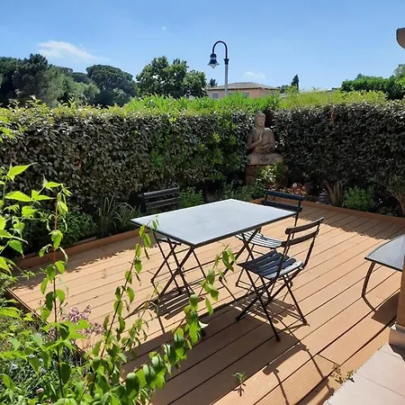 Rez De Jardin Zen, 50 M2, Aux Portes De L Esterel Et Proche Mer, Parking Gratuit Frejus